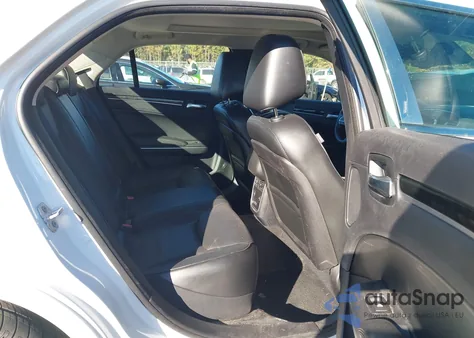 2016 Chrysler 300C Awd z USA, uszkodzony, nr VIN 2C3CCAKG6GH234500